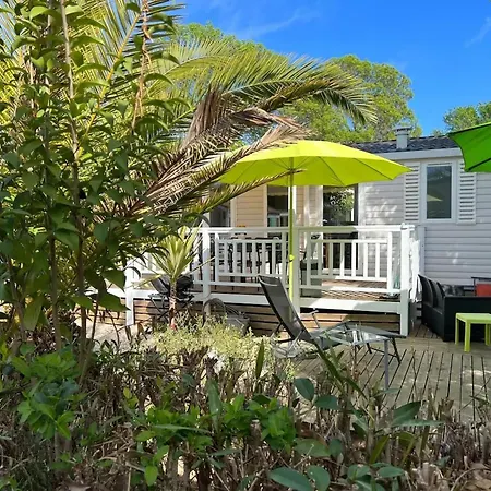 Confortable Proche De Avec Piscine Partagee Holiday home